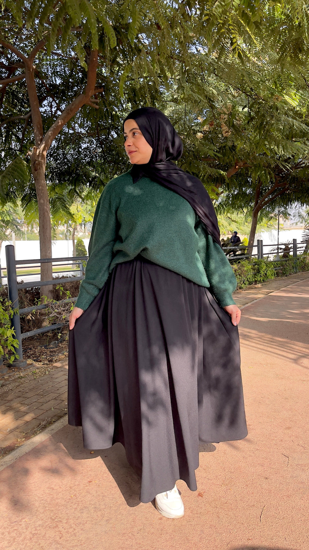 جيبة دبل كلوش - أسود