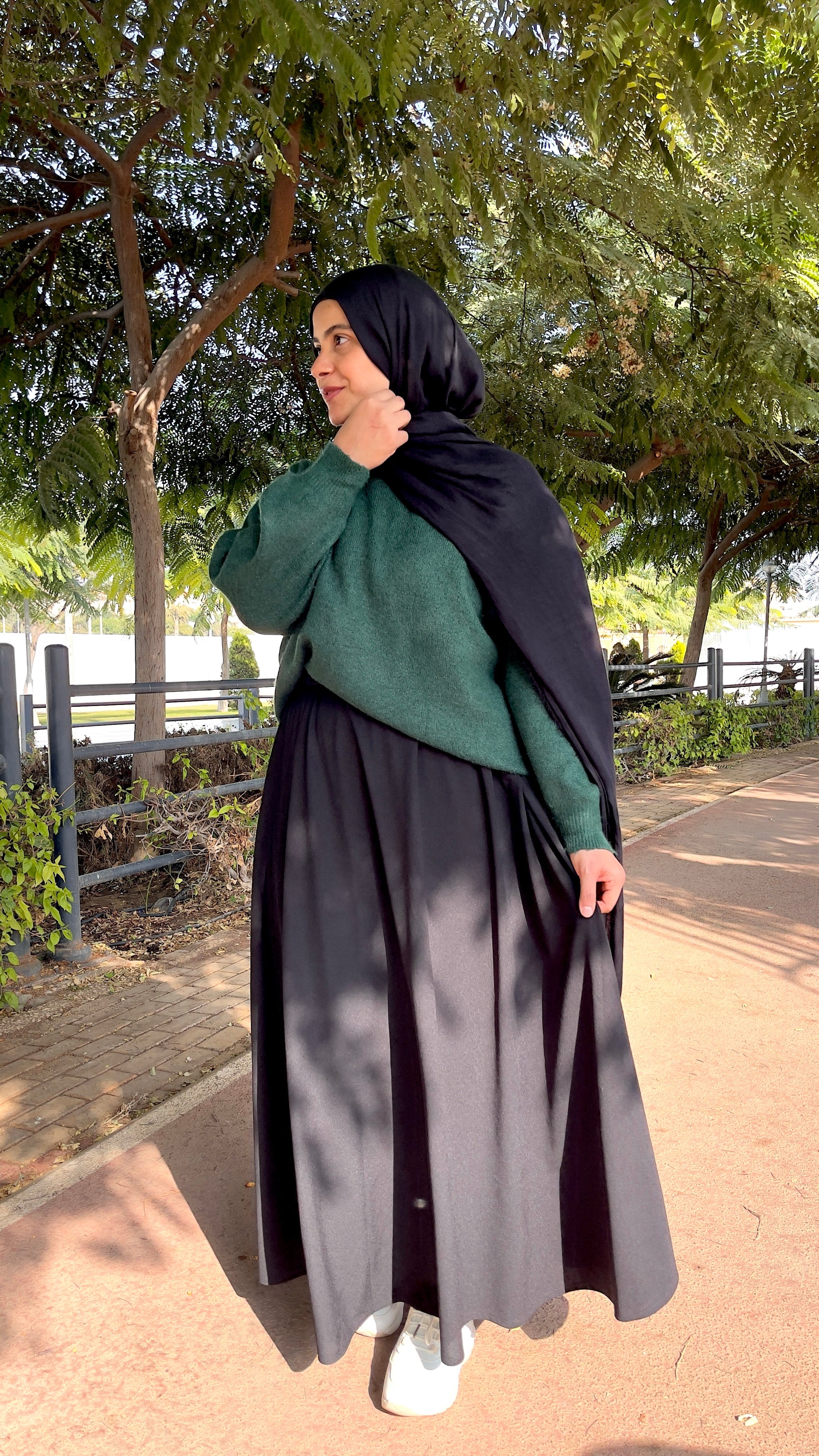 جيبة دبل كلوش - أسود