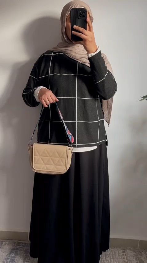 جيبة دبل كلوش - أسود